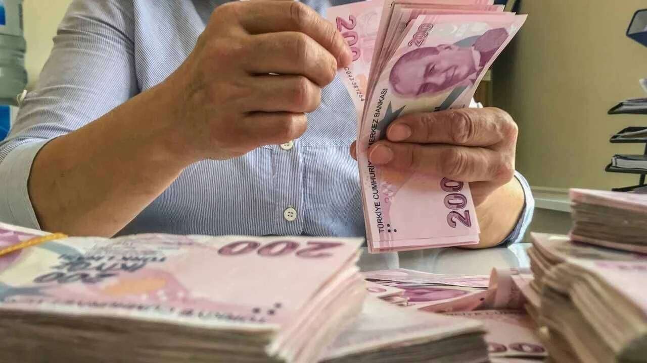 1999-2008 SGK girişi olanlara güzel haber: Kademeli emeklilikte gözler Meclis'te, milyonların beklediği düzenlemede son dakika! 8